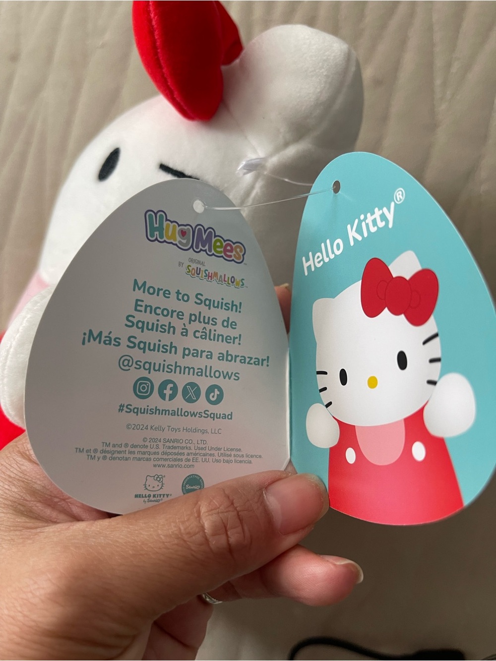 Hello Kitty Squishmallows - Picture 3 of 3